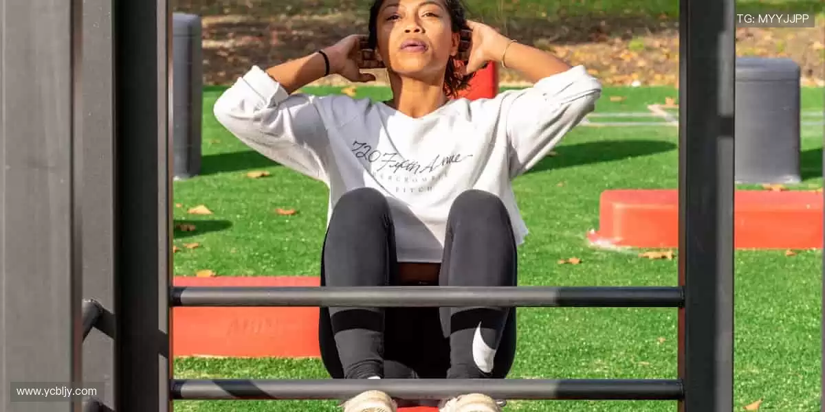 限量周边，收藏你的热爱！🎯👕